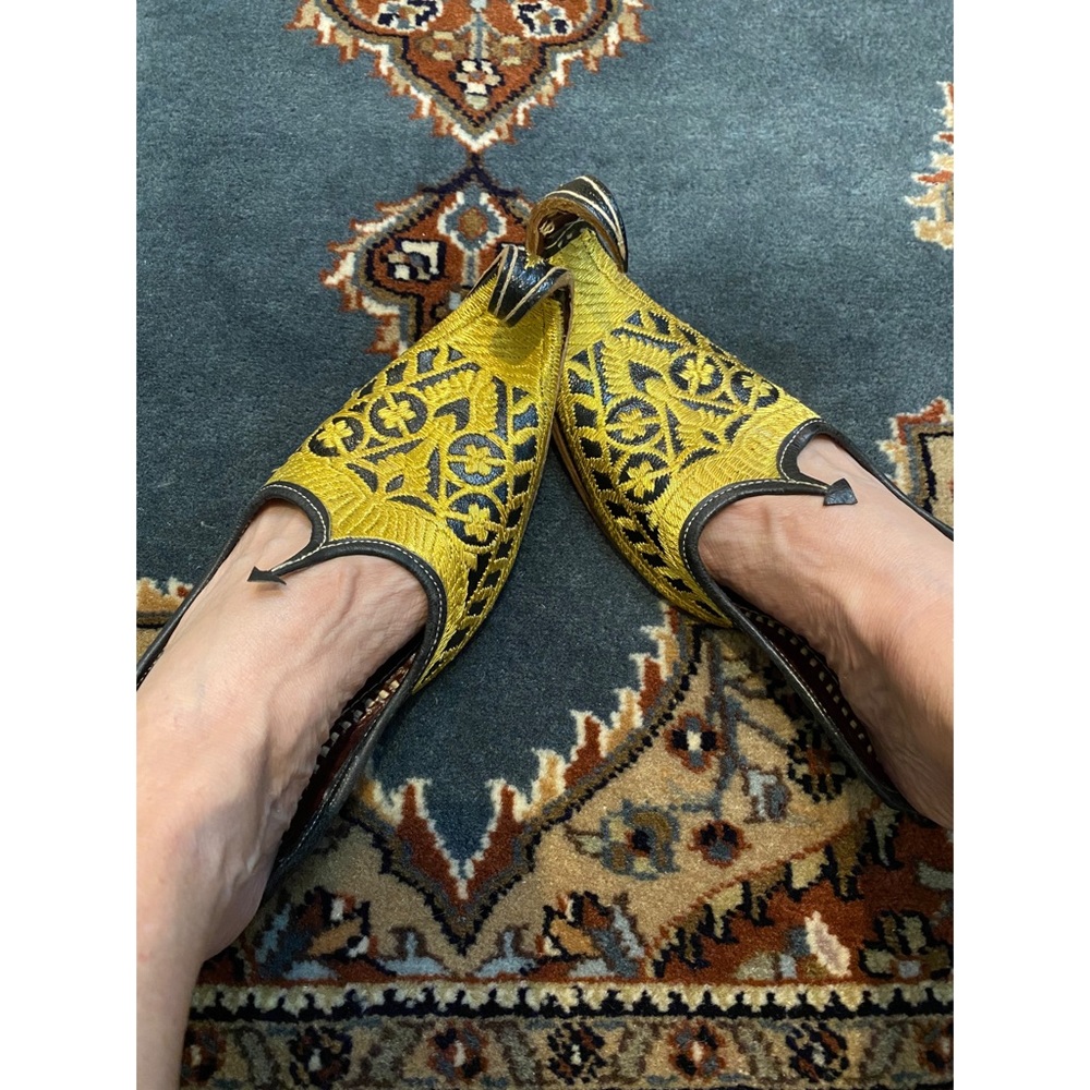 NWOT. Egyptian slippers.